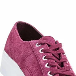 2790 Suew Red