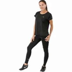 Aubree Ss Loose Training Tee Black