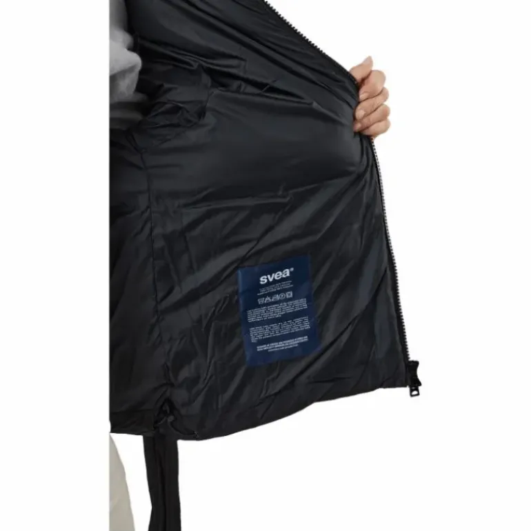 Beltet Short Padded Hood Jacke Black