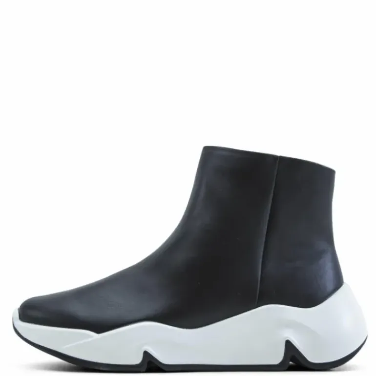 Chunky Sneaker Black