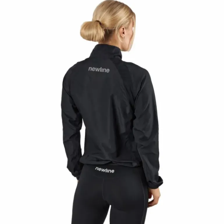 Core Jacket Black