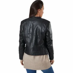 Diora Black