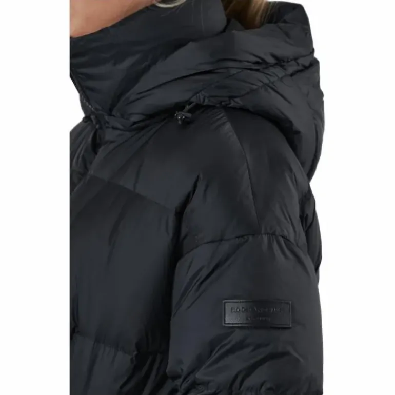 Duna Black