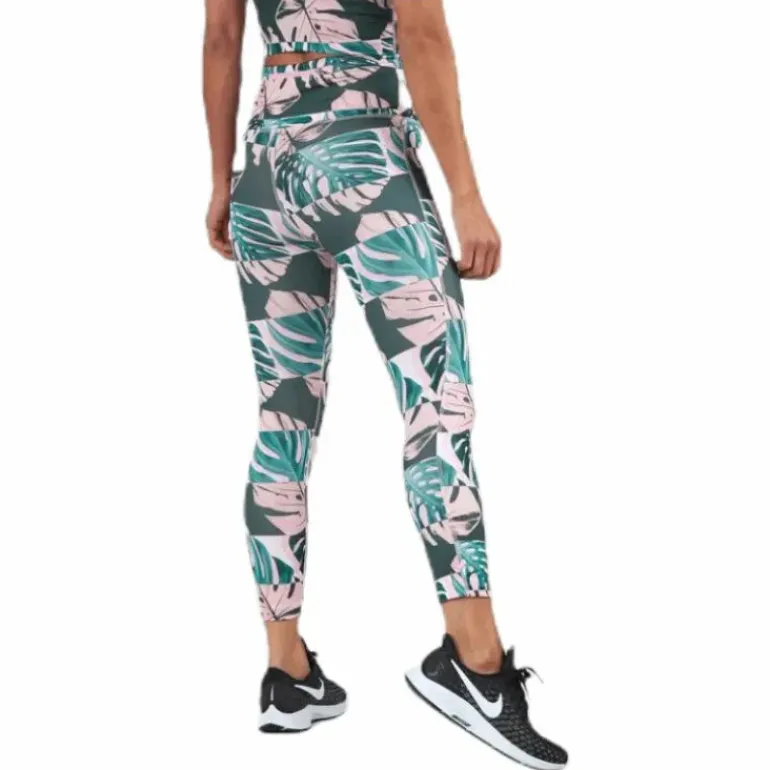 Fast Crop Runway Pink