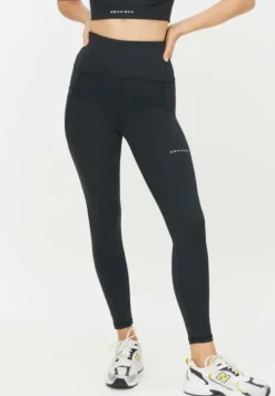 Flattering Curved High Waist T Black