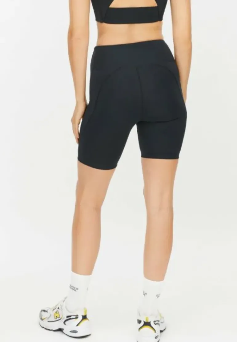 Flattering High Waist Bike Tig Black