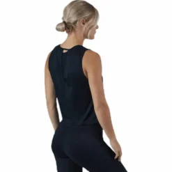 Flowing Tank Black