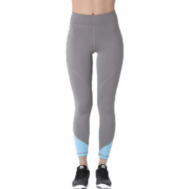 Freja Grey