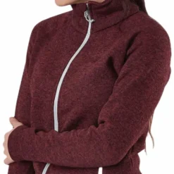 Jacka Holm D Red