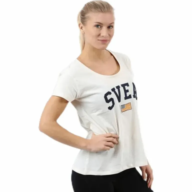 Josefin Tee White