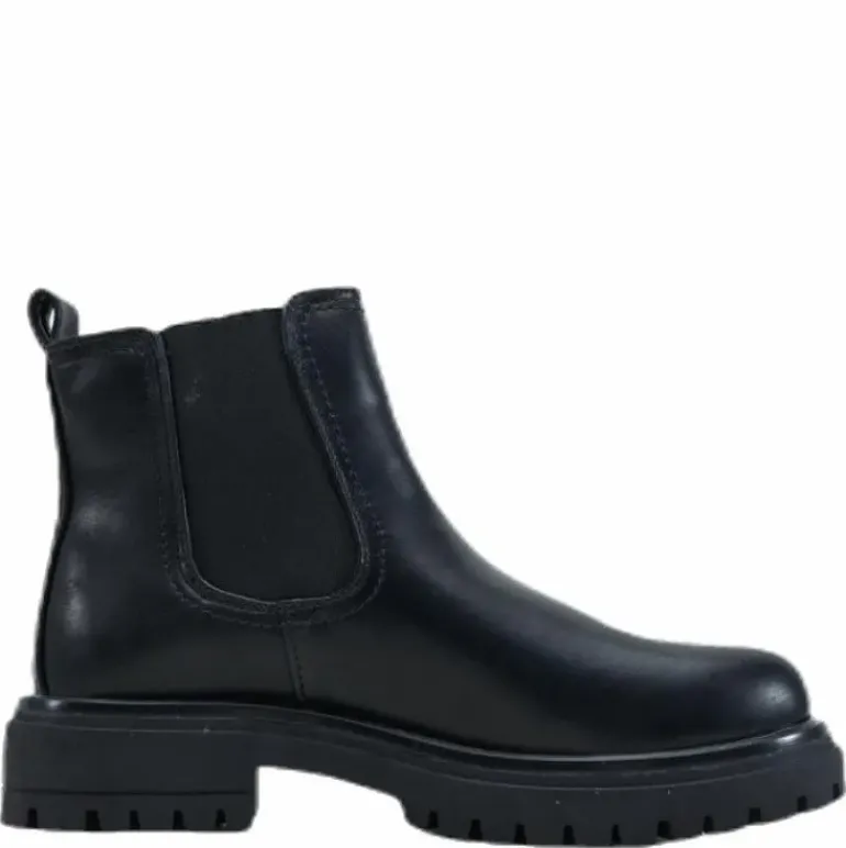 Josie Chunky Boots Black