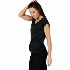 Kamala Tee Black