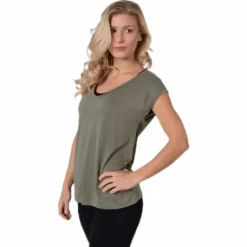 Kamala Tee Green
