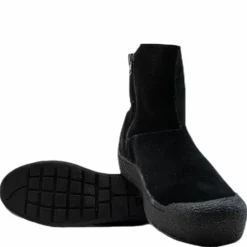 Maya Curling Boots Black