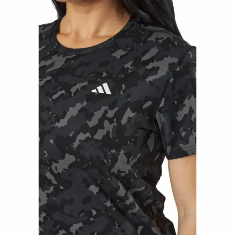 Own the Run Camo Running T-Shirt Black