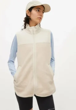 Phoebe Pile Vest Vanilla Ice