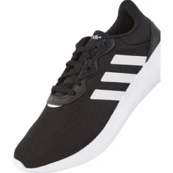 QT Racer 3.0 Shoes Core Black / Cloud White / Almost Pink