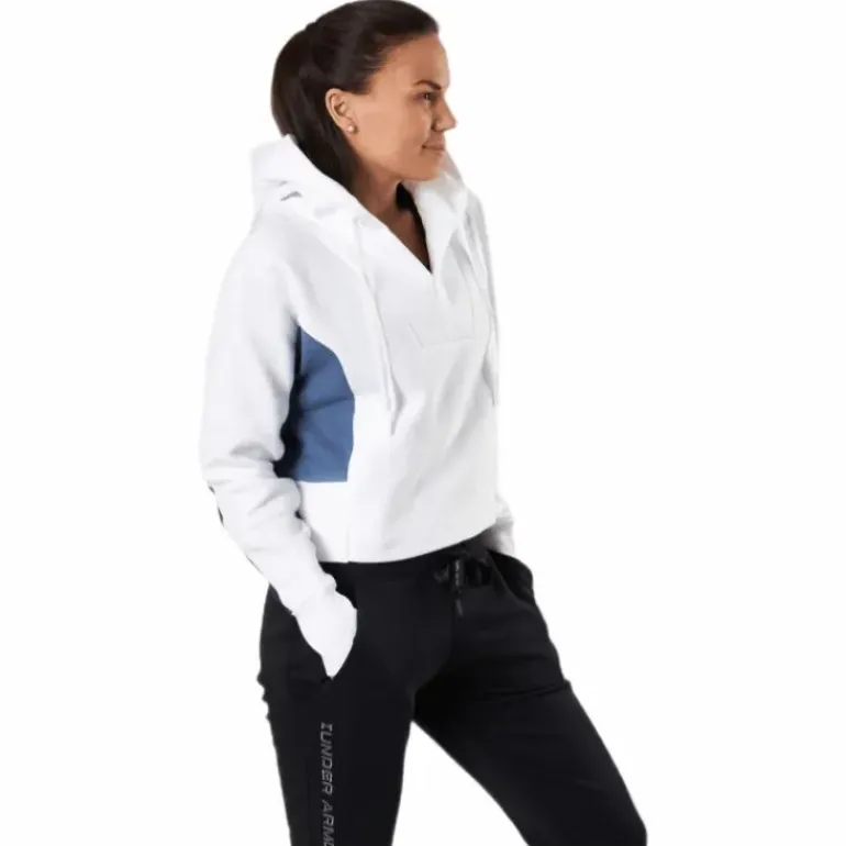 Rival Fleece EMB Hoodie White