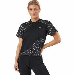 Run It Brand Love T-Shirt Black