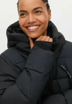 Saint Puffer Jacket Black