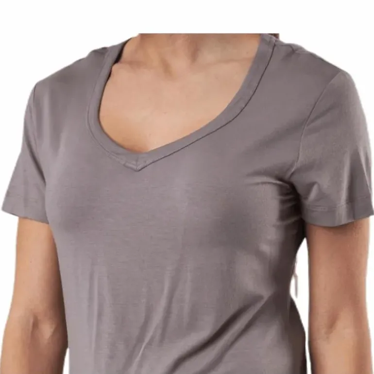 Sophisticated Modal S/S V-Neck Beige