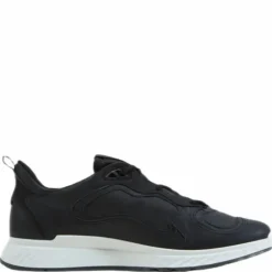 ST.1 Laced Shoes Black