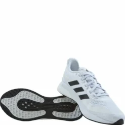 Supernova Shoes Cloud White / Core Black / Dash Grey