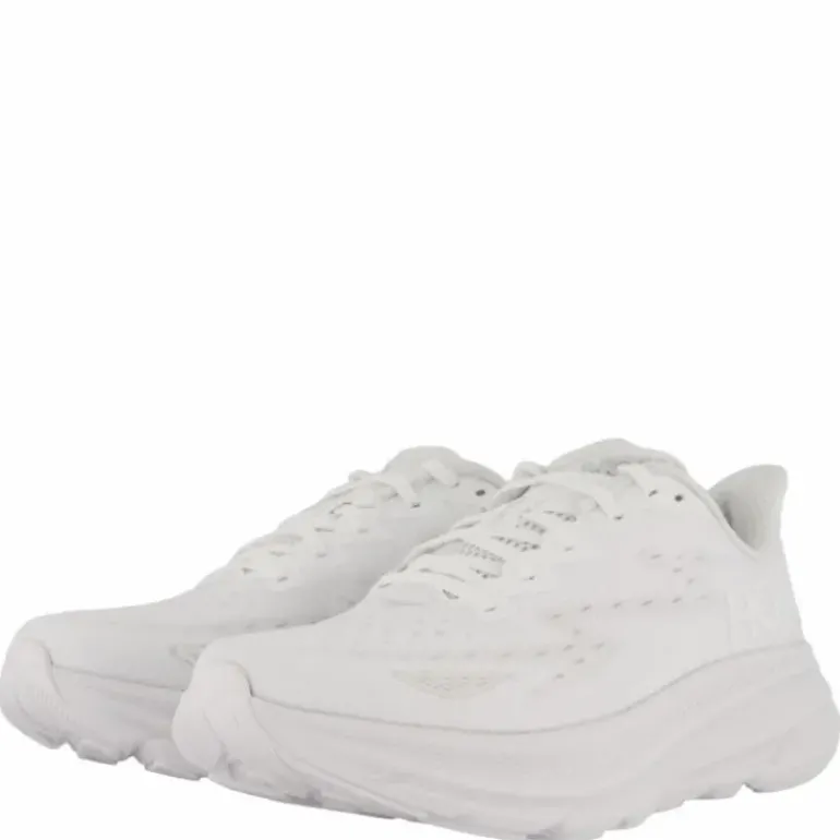W Clifton 9 White / White
