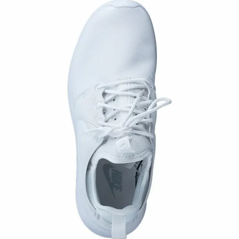 W Roshe Two White/White