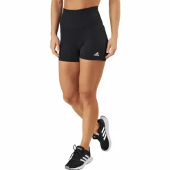 Yoga Essentials High-Waisted Short Leggings Black